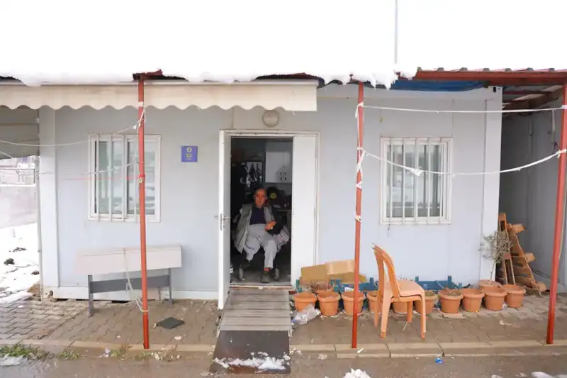 Depremin 6. Gününde Miracı: Kolunu ve Bacağını Kaybetti Ama Hayata Tutundu