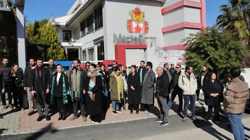 Okul Karne Günü: Velilere Beklenmedik Bir Drama Yaşandı