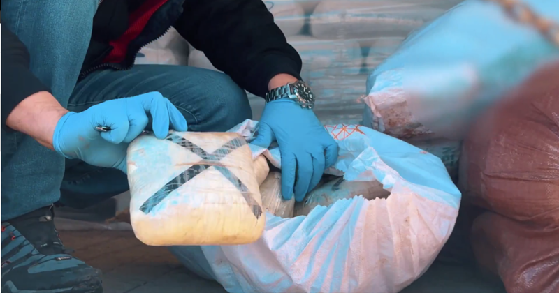 Zehir Tacirlerine İki İlde Şok Operasyon: Kilolarca Uyuşturucu Ele Geçirildi